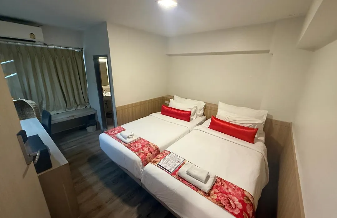 Wild Orchid Villa Bangkok-1