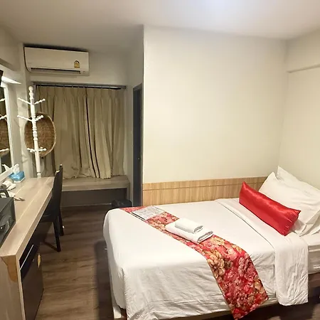 Wild Orchid Villa Bangkok-2