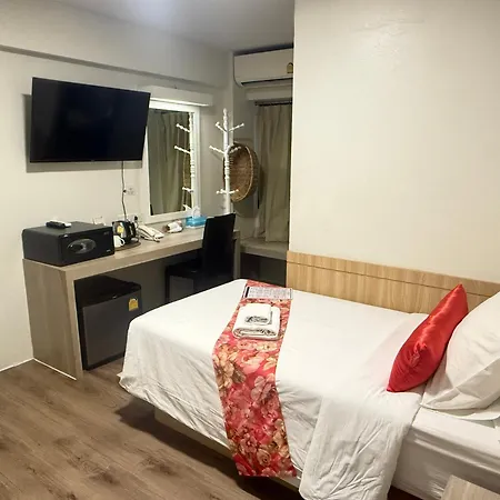 Wild Orchid Villa Bangkok-2
